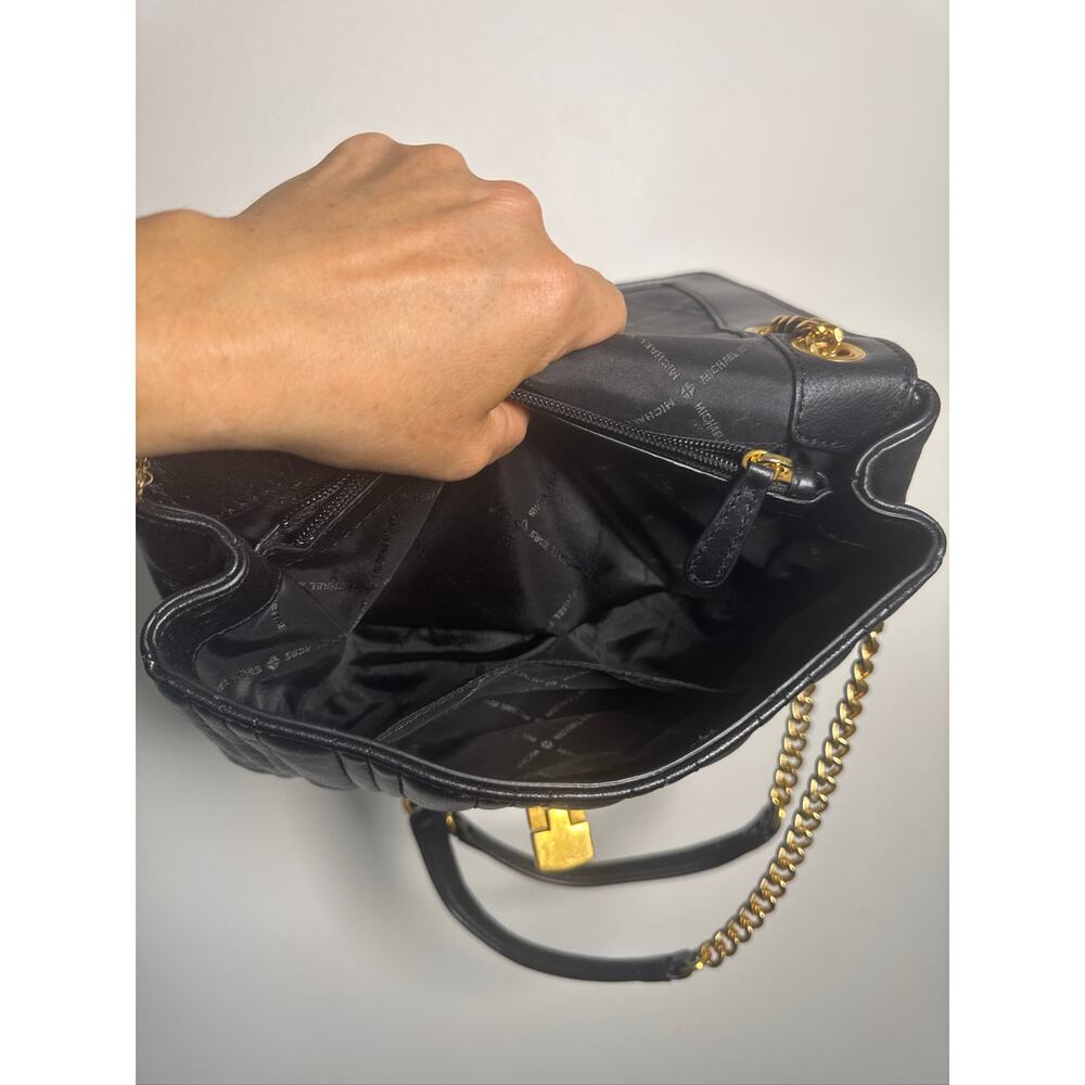 Michael Kors Vivianne Medium Quilted Rose-Embroidered Leather Shoulder - Black - Picture 7 of 8